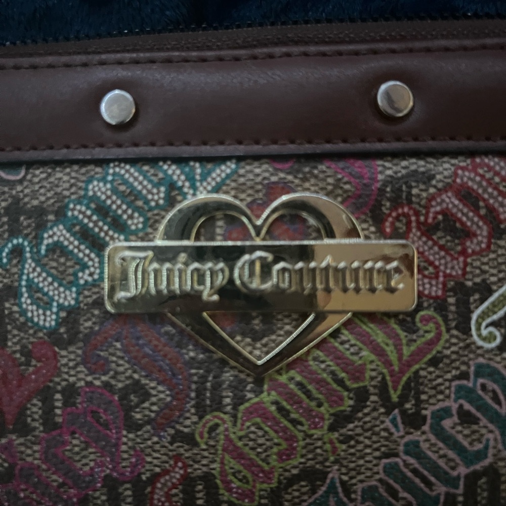 Juicy couture long zip wallet